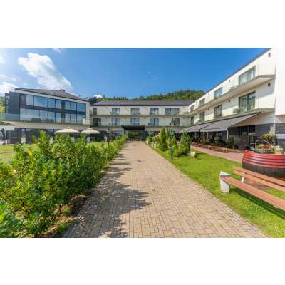 Castellum Hotel Hollókő
