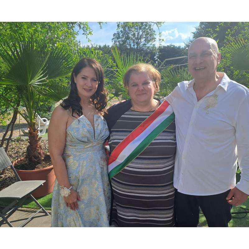 Molnárné Zsuzsi szertartásvezető