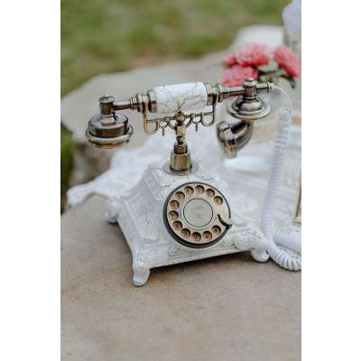 Vintage fehér telefonos vendégkönyv