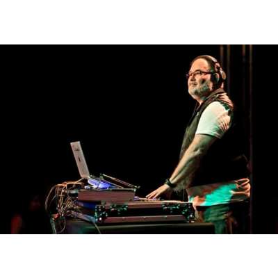 DJ. Árpy